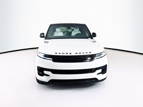 New 2026 Land Rover Range Rover Sport SE AWD/4WD image 2