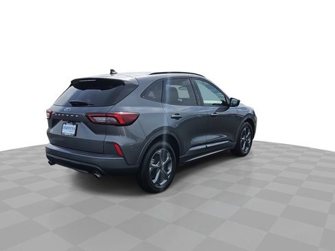 Used 2023 Ford Escape ST-Line FWD image 8