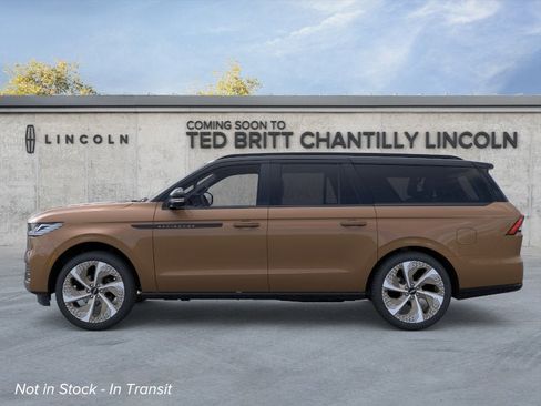 New 2026 Lincoln Navigator L Black Label AWD/4WD image 4