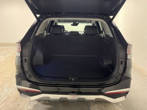 Used 2024 Kia Sportage SX image 7