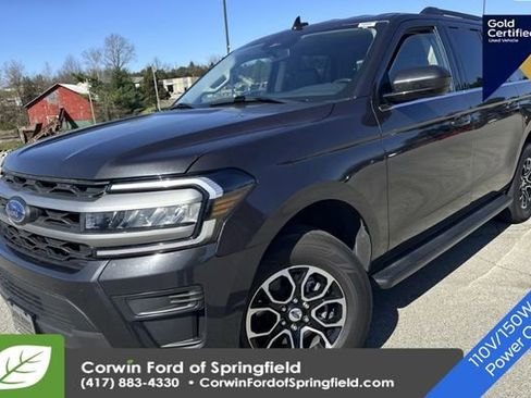 Used 2024 Ford Expedition Max XLT image 2