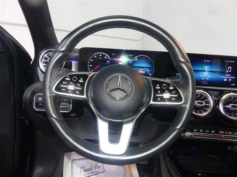 Used 2021 Mercedes-Benz A 220 4MATIC image 31