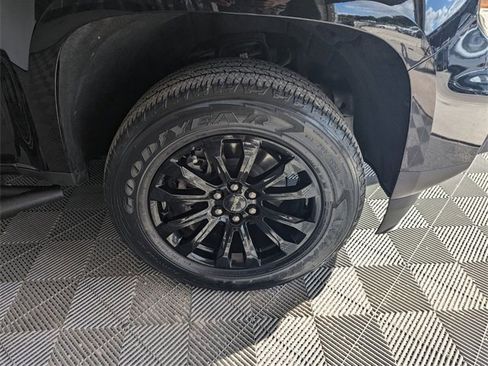 Used 2022 GMC Canyon Elevation image 17