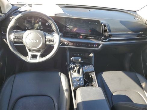Certified 2023 Kia Sportage EX image 10