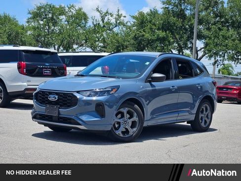 Used 2023 Ford Escape ST-Line w/ Tech Pack #1 FWD image 1