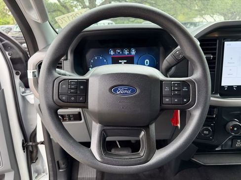 Used 2025 Ford F150 XLT AWD/4WD image 10
