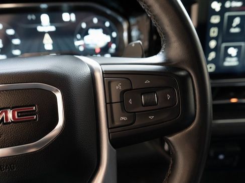 Used 2023 GMC Sierra 1500 SLT w/ SLT Premium Plus Package image 29