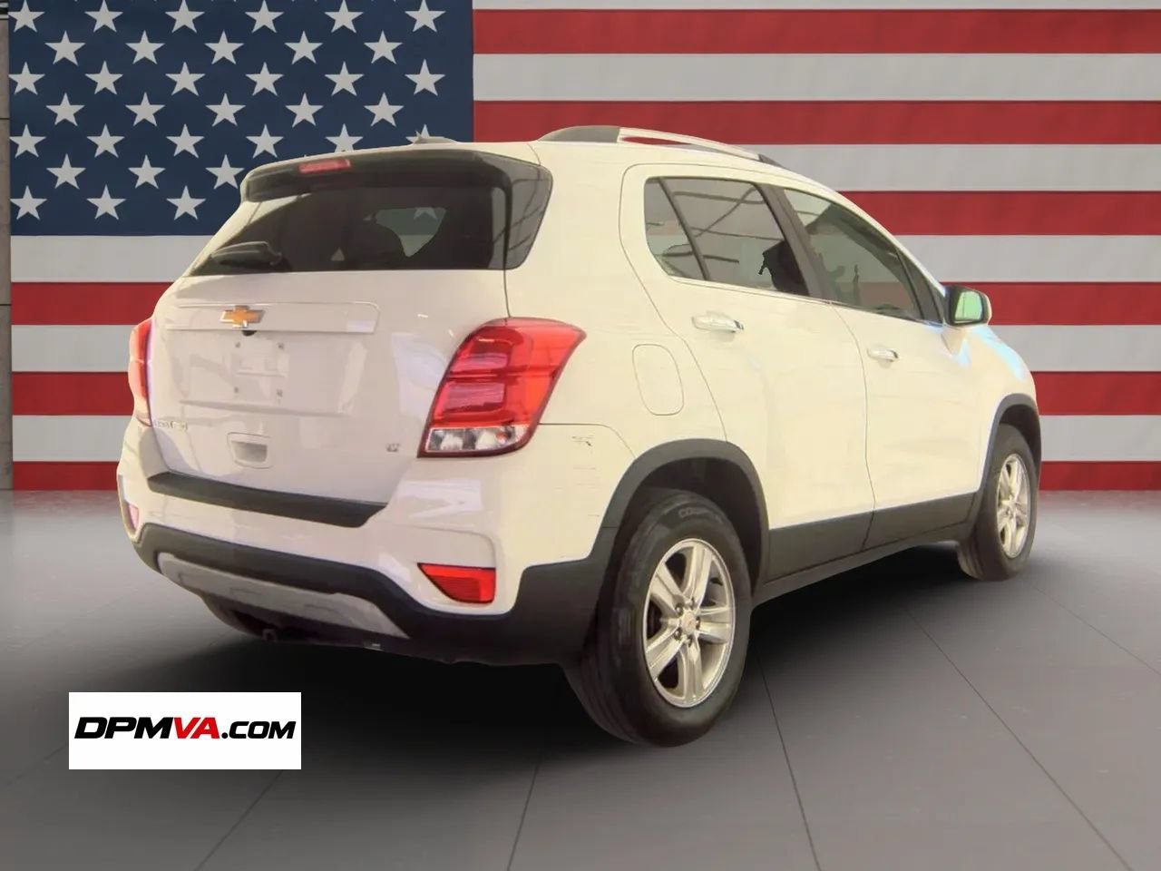Used 2018 Chevrolet Trax LT w/ LT Convenience Package AWD/4WD image 4