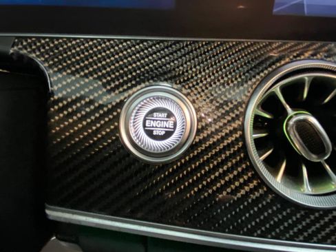 Used 2019 Mercedes-Benz AMG GT 63 image 33