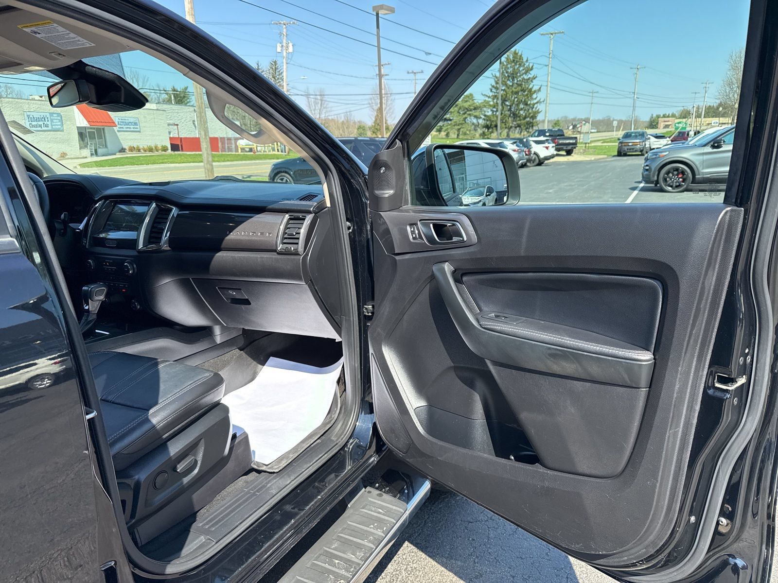 Used 2021 Ford Ranger Lariat w/ Equipment Group 501A High AWD/4WD image 39