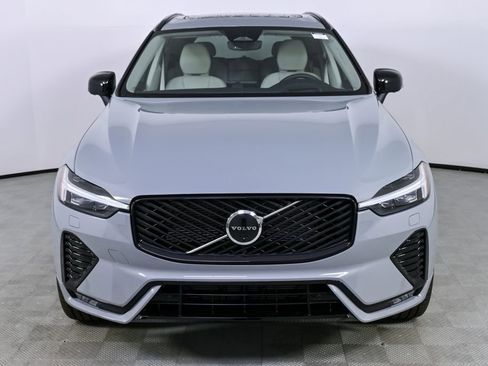 Used 2026 Volvo XC60 B5 Ultra w/ Climate Package image 37