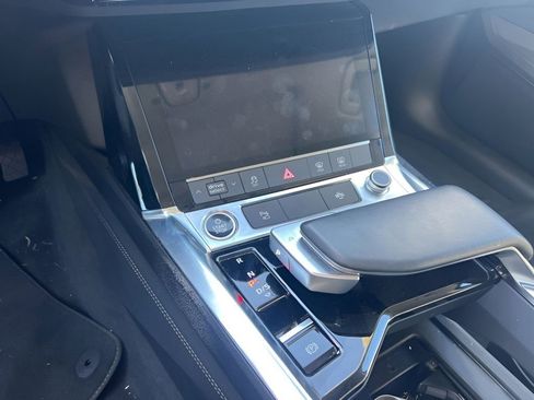 Used 2021 Audi e-tron Premium w/ Convenience Plus Package AWD/4WD image 21