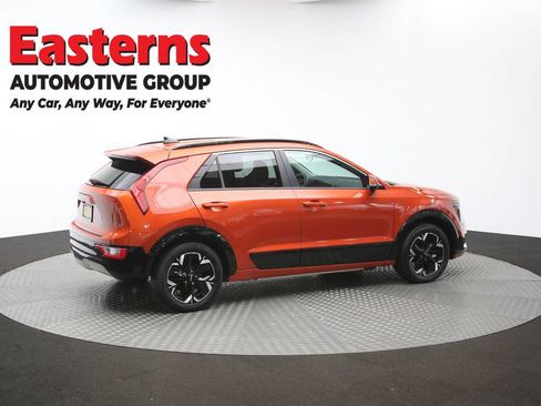 Used 2023 Kia Niro Wind w/ Wind Preserve Package FWD image 41