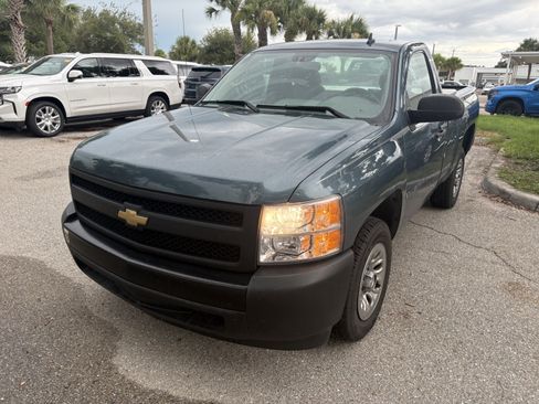Used 2007 Chevrolet Silverado 1500 W/T RWD image 3