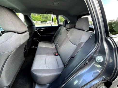 Used 2025 Toyota RAV4 XLE image 15