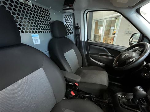 Used 2020 RAM ProMaster City Tradesman SLT FWD image 23