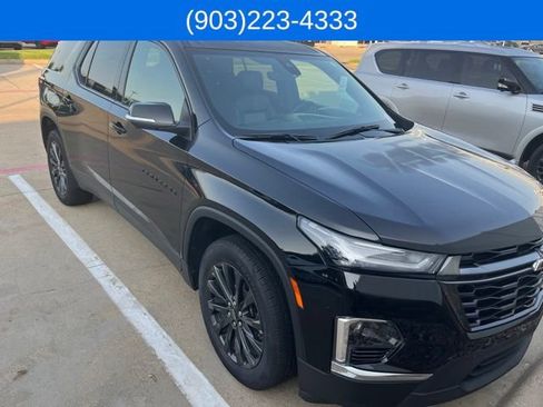 Used 2023 Chevrolet Traverse RS w/ LPO, Floor Liner Package FWD image 9