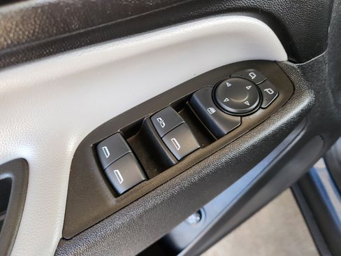 Certified 2024 Chevrolet Equinox LT image 24