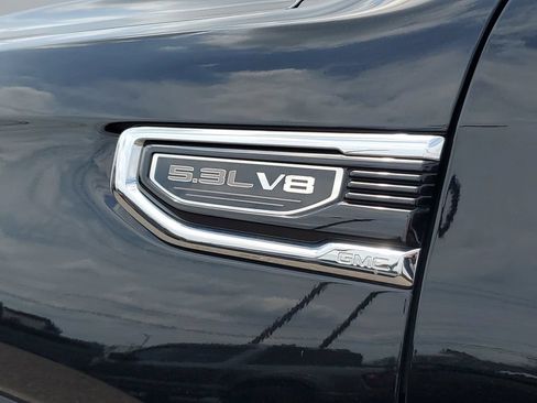 Used 2022 GMC Sierra 1500 SLT w/ SLT Premium Package AWD/4WD image 7