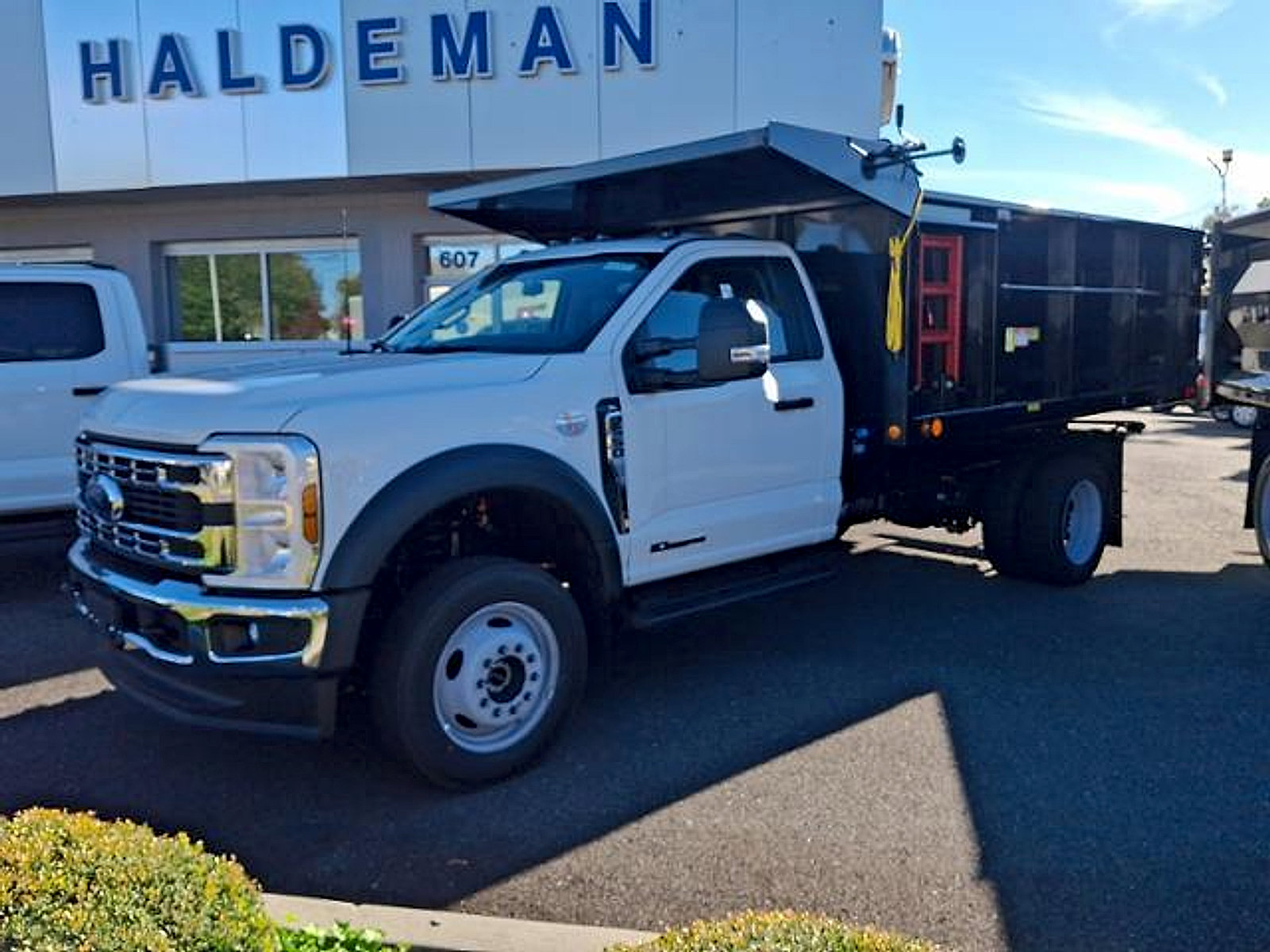 New 2026 Ford F550 4x4 Regular Cab Super Duty image 3