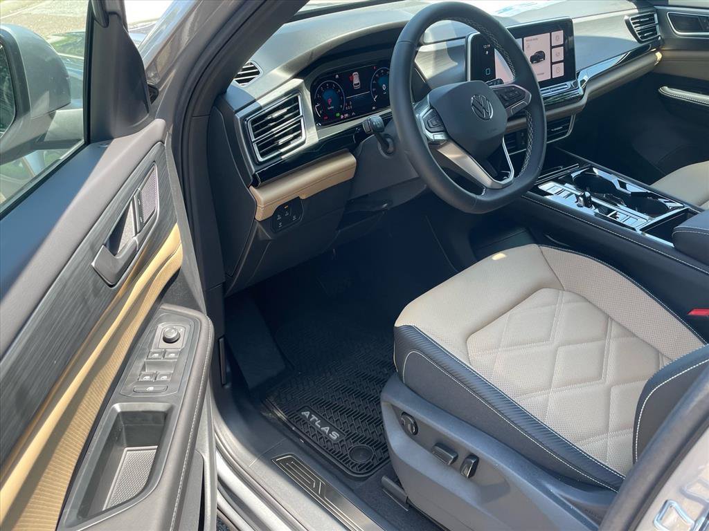 New 2026 Volkswagen Atlas Cross Sport SE FWD image 6