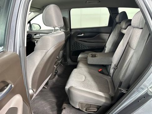 Used 2020 Hyundai Santa Fe SE image 32