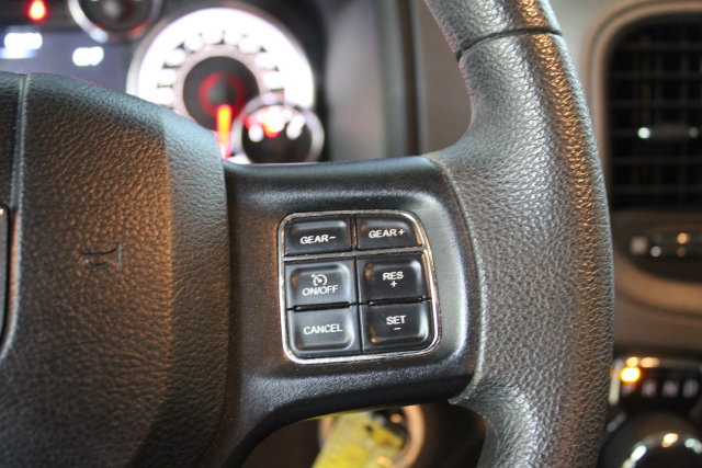 Used 2019 RAM 1500 Express w/ Wheel & Sound Group AWD/4WD image 17
