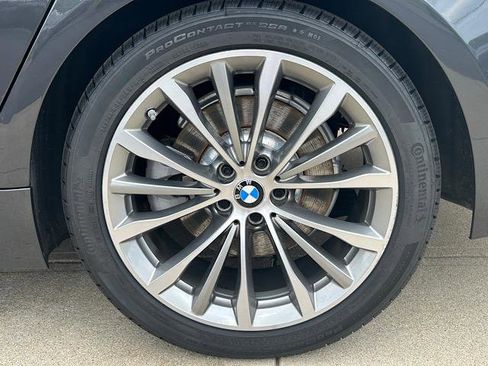 Certified 2022 BMW 530i xDrive 530i xDrive Sedan w/ Convenience Package image 31