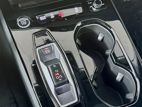 Used 2025 Audi A5 2.0T Premium w/ Convenience Package image 7