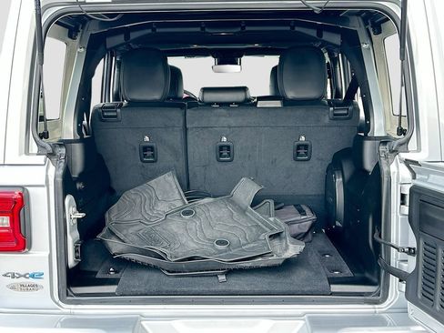 Used 2024 Jeep Wrangler High Altitude image 25