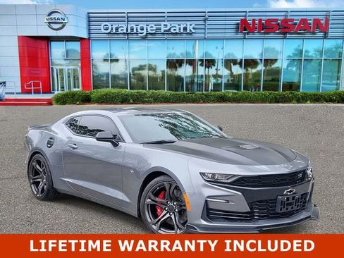 Used 2019 Chevrolet Camaro SS image 1