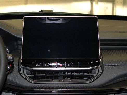 New 2026 Jeep Compass Limited image 13