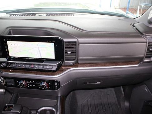 Used 2024 GMC Sierra 1500 Elevation w/ Elevation Premium Package AWD/4WD image 28