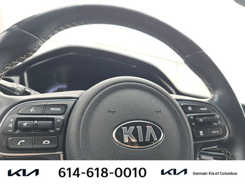 Certified 2020 Kia Niro EX w/ Cold Weather Package image 21