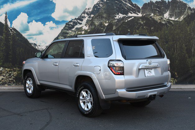 Certified 2024 Toyota 4Runner SR5 Premium w/ Moonroof Package AWD/4WD image 9