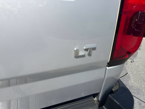 Used 2022 Chevrolet Colorado LT w/ Fleet Safety Package RWD image 21