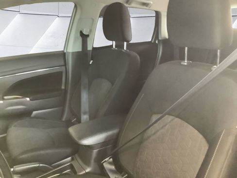 Used 2020 Mitsubishi Outlander Sport SE AWD/4WD image 8