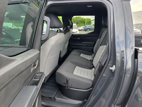 Used 2024 Toyota Tacoma TRD Off-Road AWD/4WD image 26