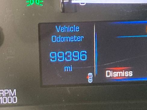 Used 2017 Cadillac XT5 Luxury w/ Driver Awareness Package image 5