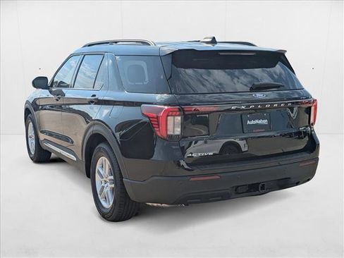 New 2025 Ford Explorer Active image 9