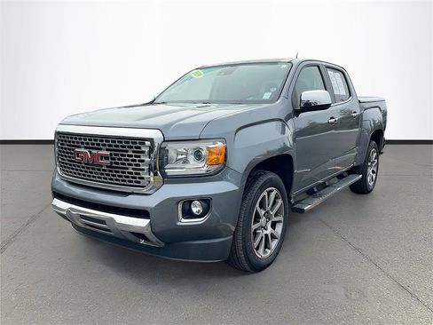 Used 2019 GMC Canyon Denali image 3