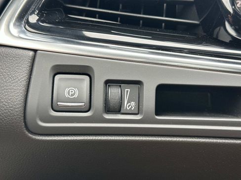 Certified 2023 Cadillac XT6 Sport AWD/4WD image 27