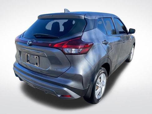 Used 2023 Nissan Kicks S image 7