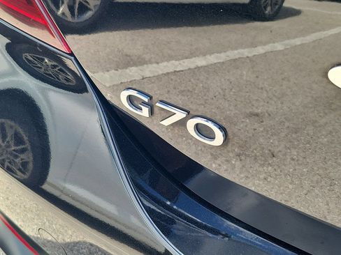 Certified 2025 Genesis G70 2.5T RWD image 9