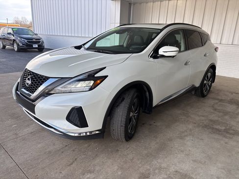 Used 2024 Nissan Murano SV image 3