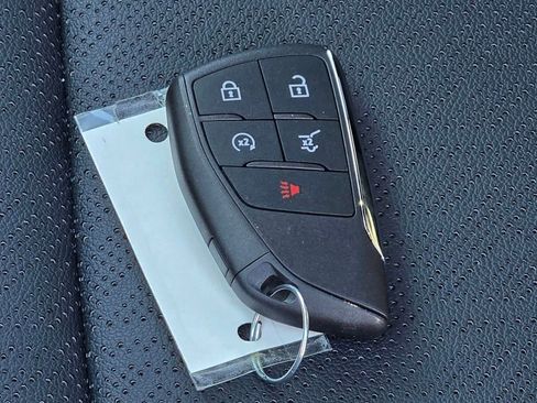 New 2026 Chevrolet Equinox LT w/ Convenience Package II FWD image 29