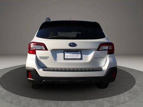 Used 2019 Subaru Outback 2.5i Limited image 4