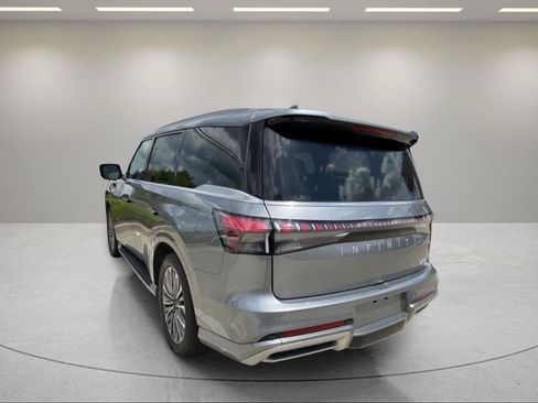 Used 2025 INFINITI QX80 Sensory AWD/4WD image 3