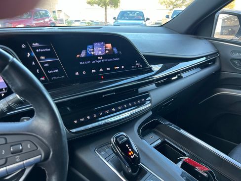 Used 2023 Cadillac Escalade Sport AWD/4WD image 37