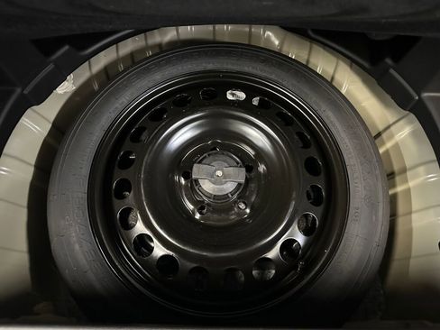 Certified 2023 GMC Terrain SLT w/ Elevation Edition image 28